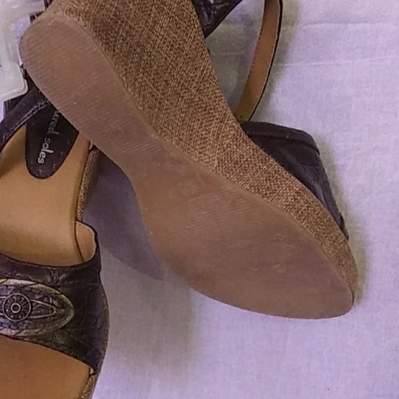 Shoes - Picture 6 of 6